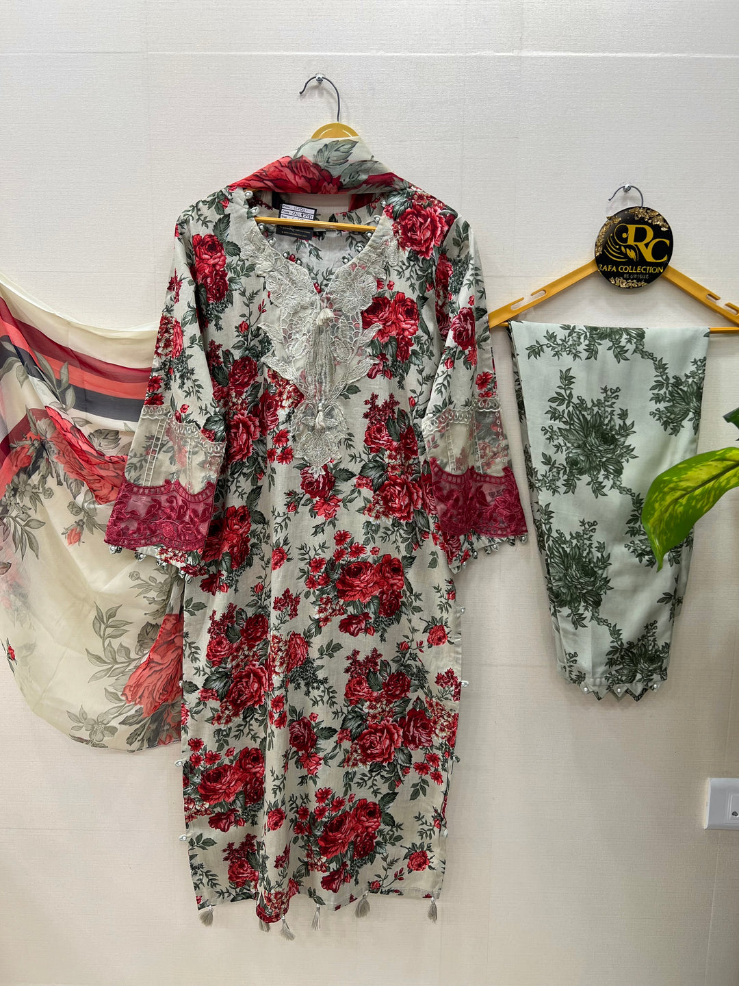 Pakistani patch work suits 2987