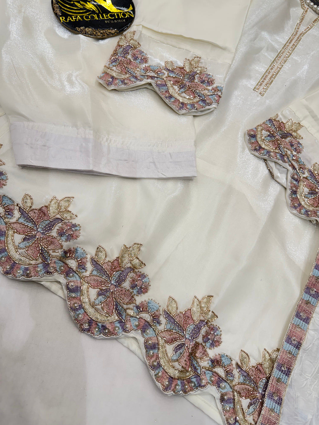 Pakistani Farshi suits