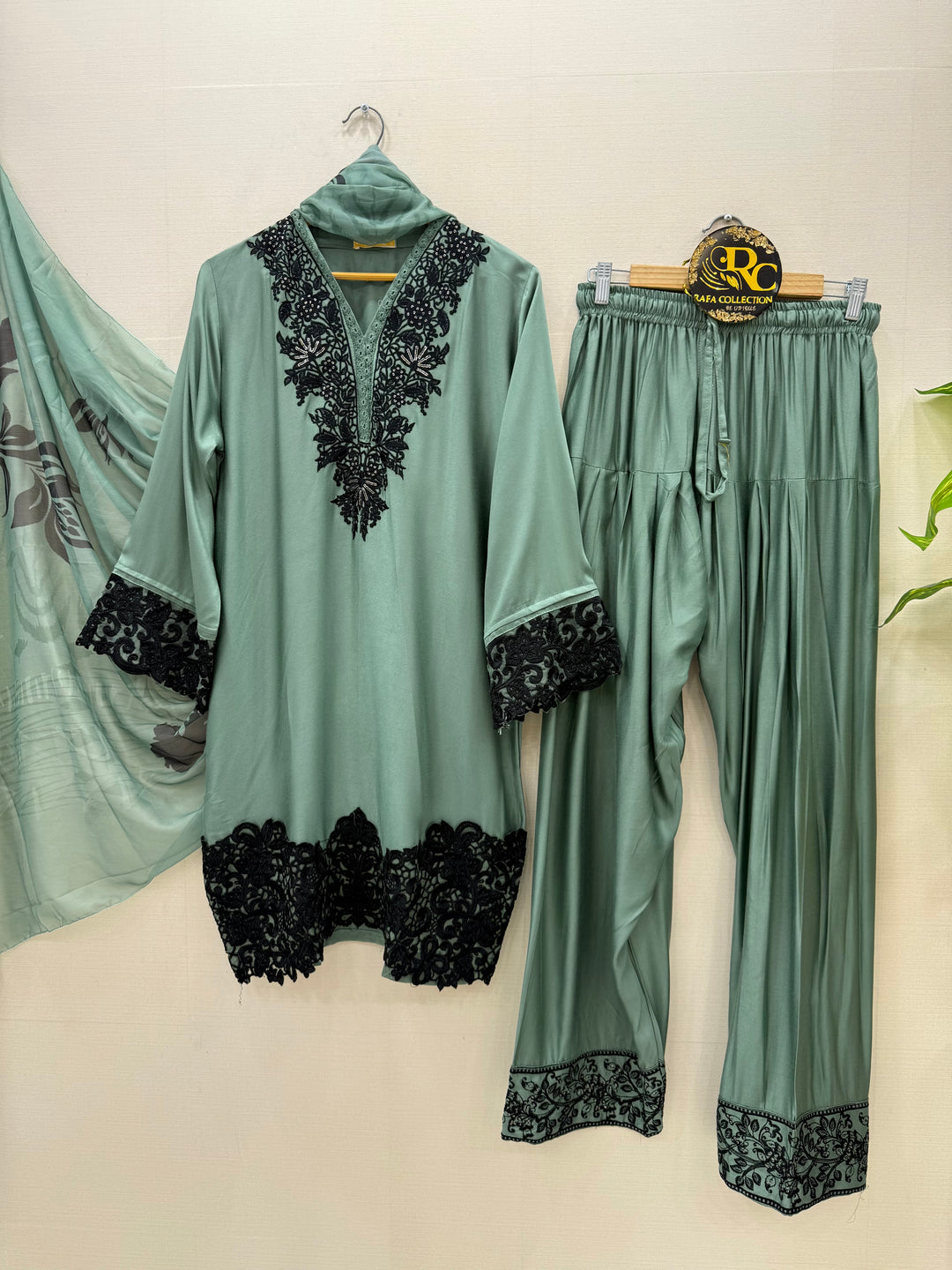 Embroidered Farshi suits