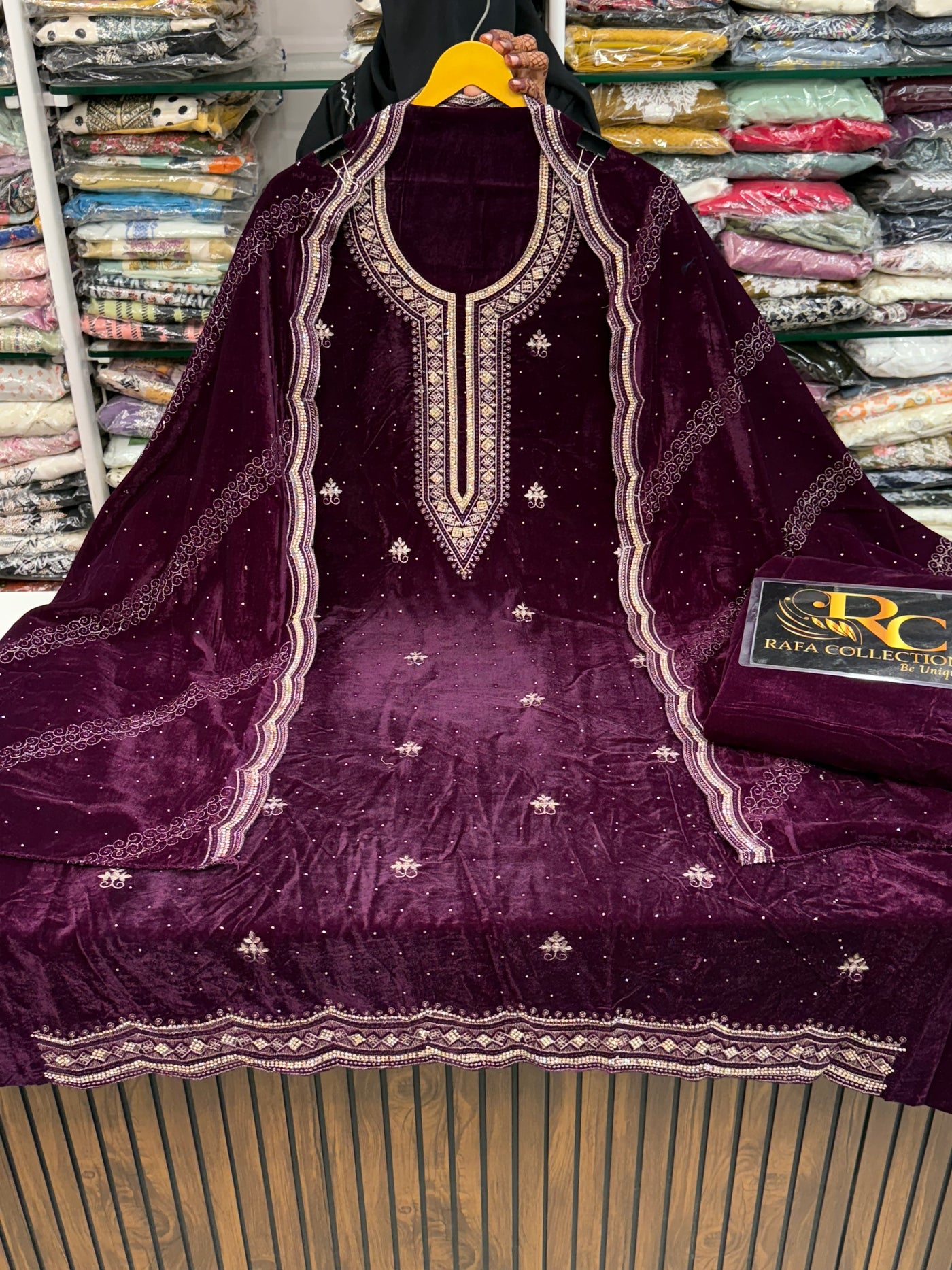 Velvet Embroidered Suit 16533