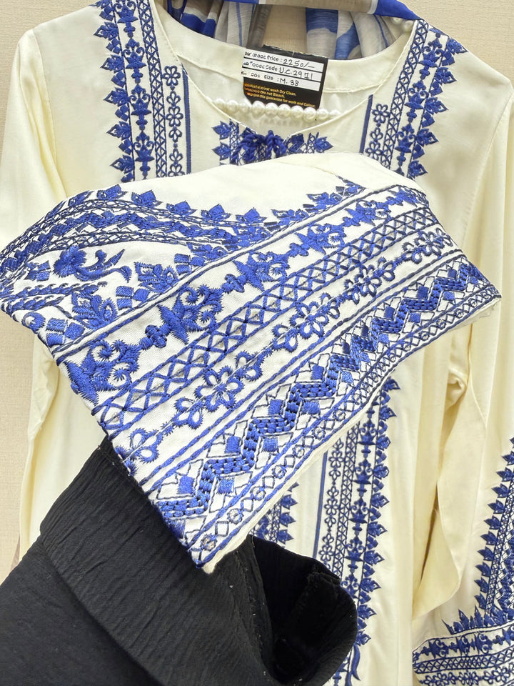 Embroidered Farshi suits