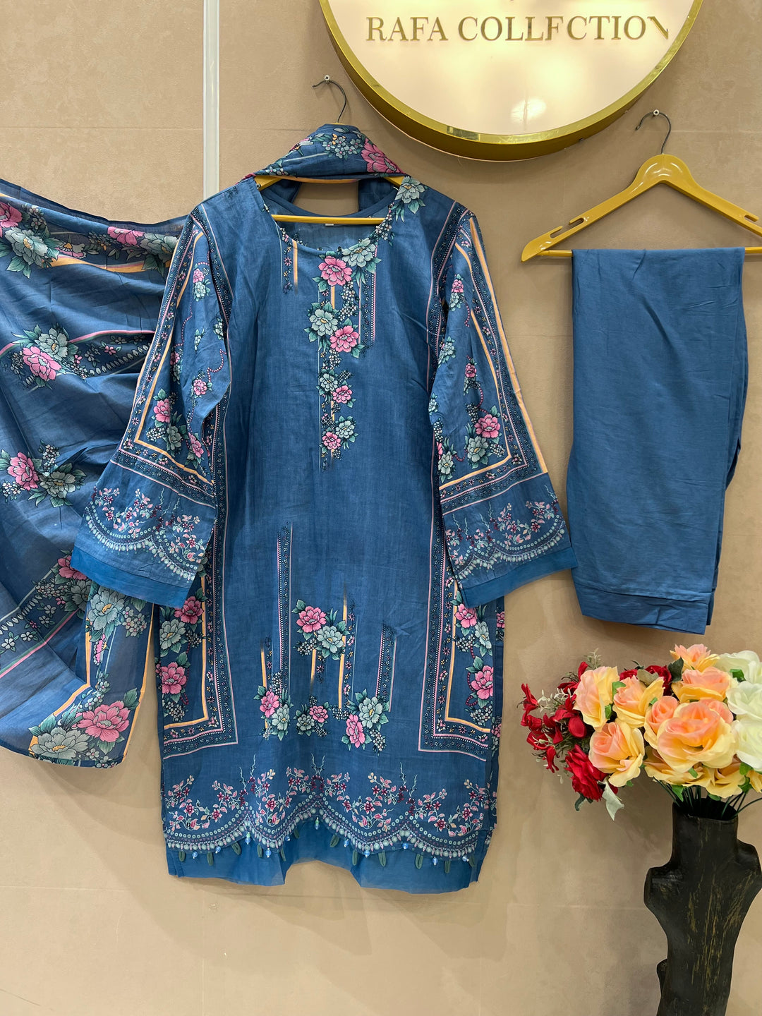 Cotton printed suits