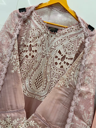 Premium cutwork suit 2668