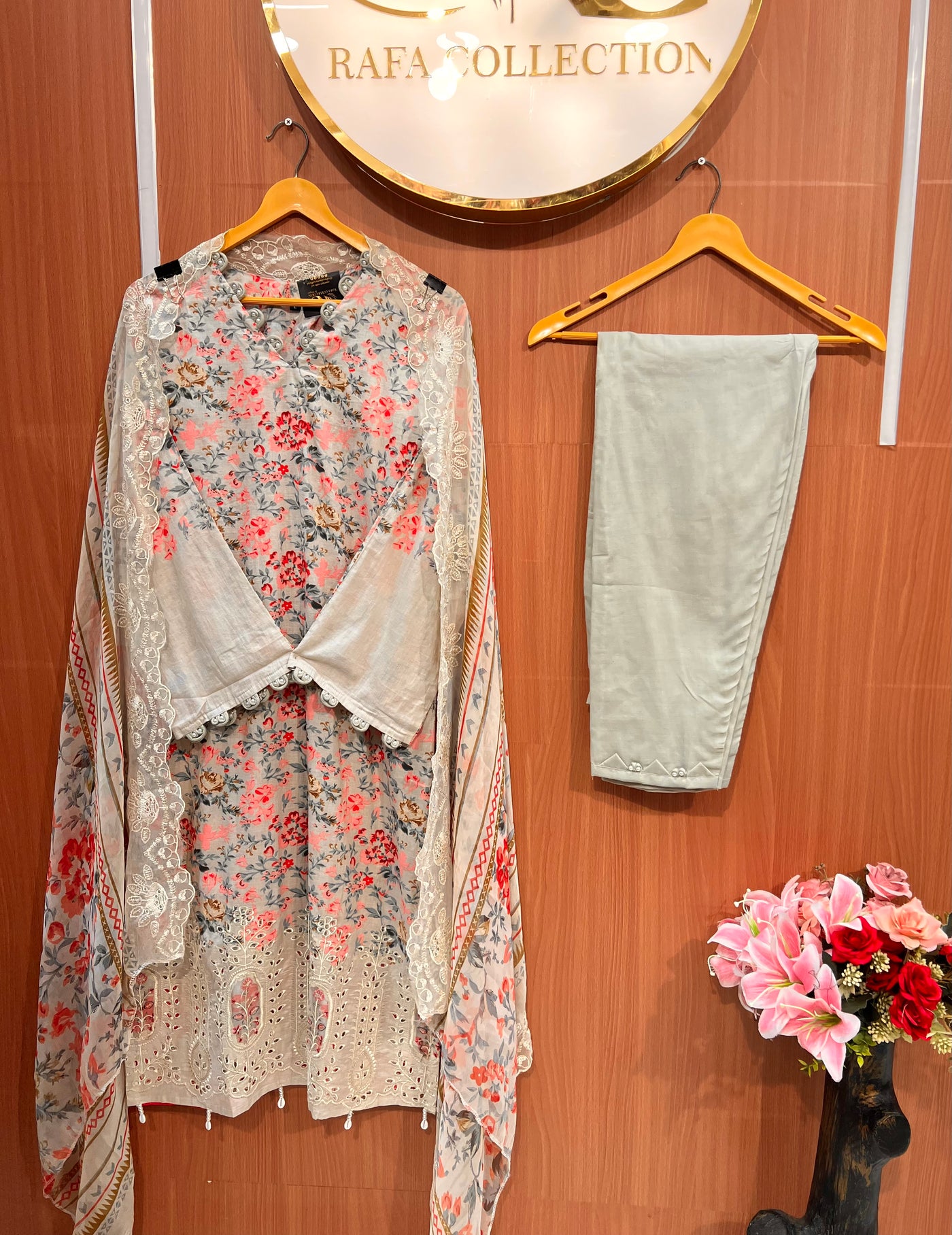 Pakistani formals 2558