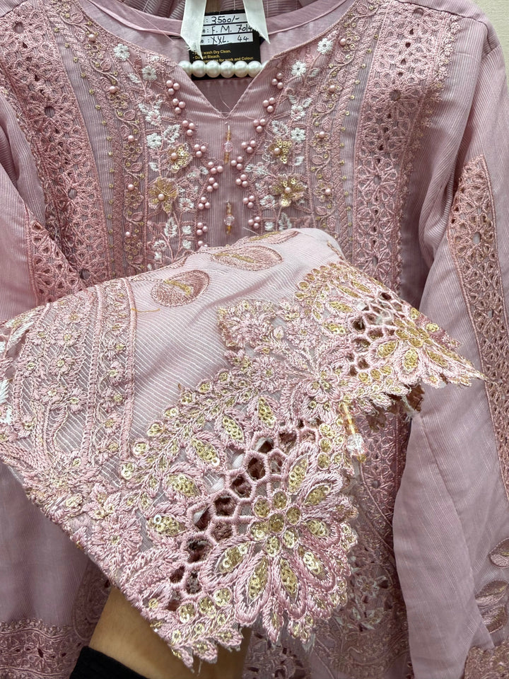 Premium cutwork suit 7014