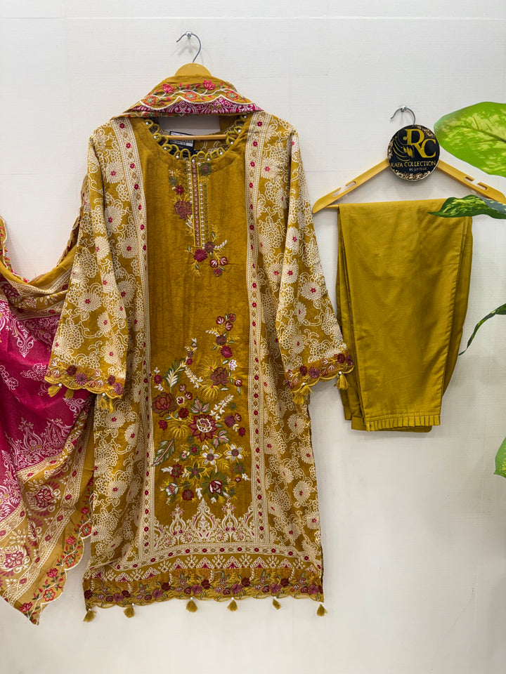 Pakistani embroidered suits 2989