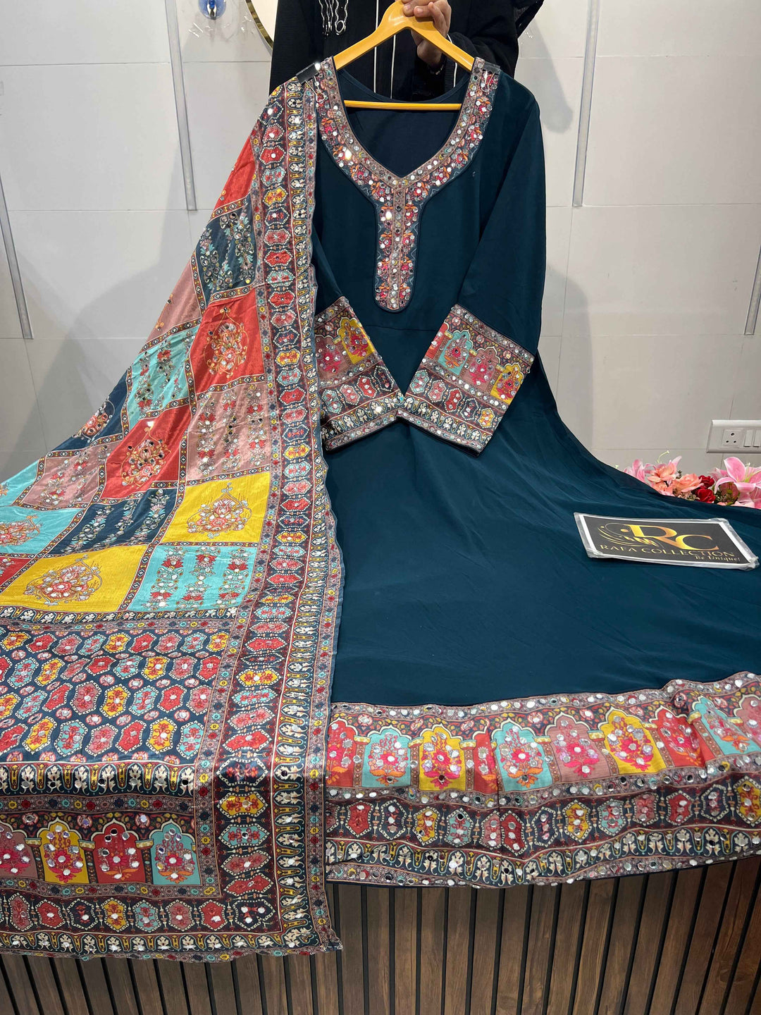 Mahenoor Gown Set 1955