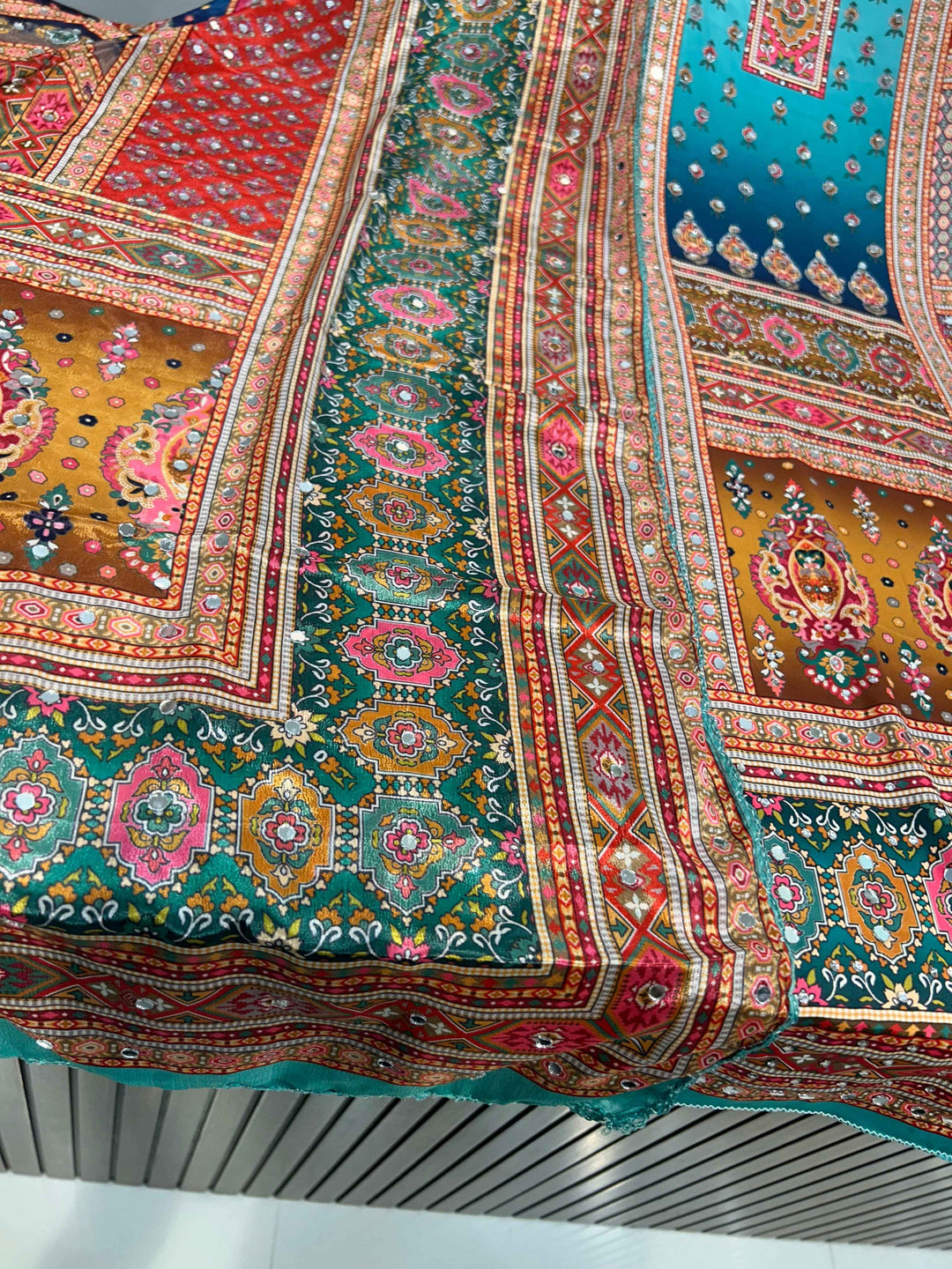 Multi colour mirror Suit 1257