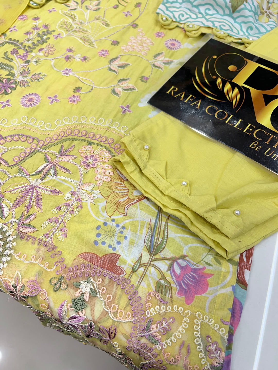 Embroided cotton Suits 2575