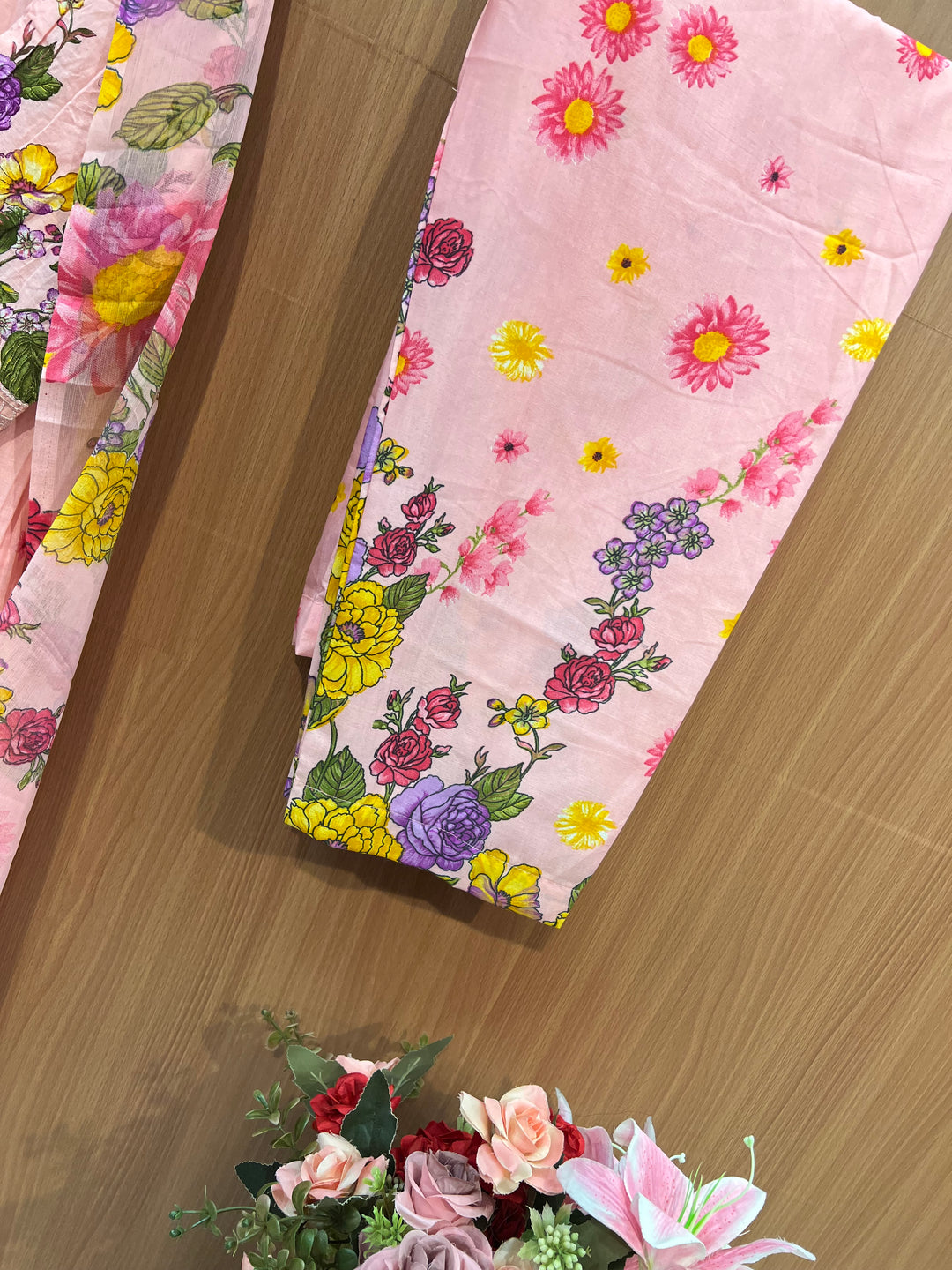 Pakistani patch work suits 2557