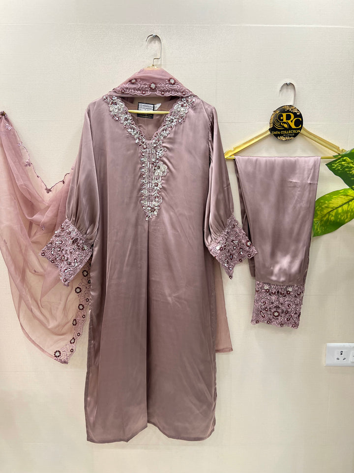 Pakistani handwork 2335