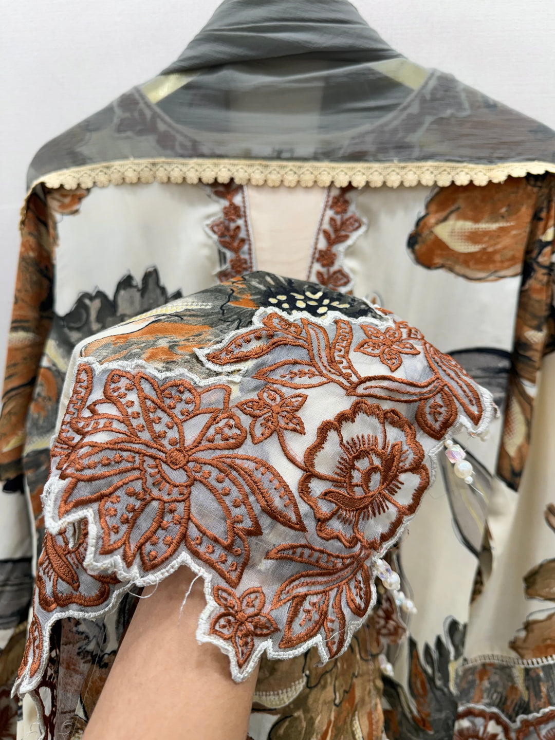 Pakistani embroidered suits 3103