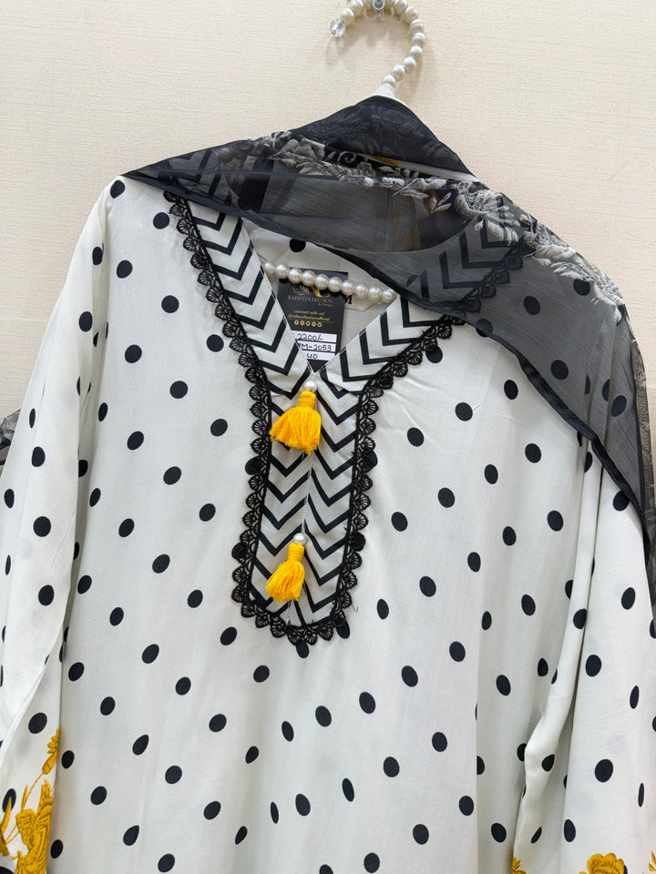 polka dot Pakistani Farshi suits