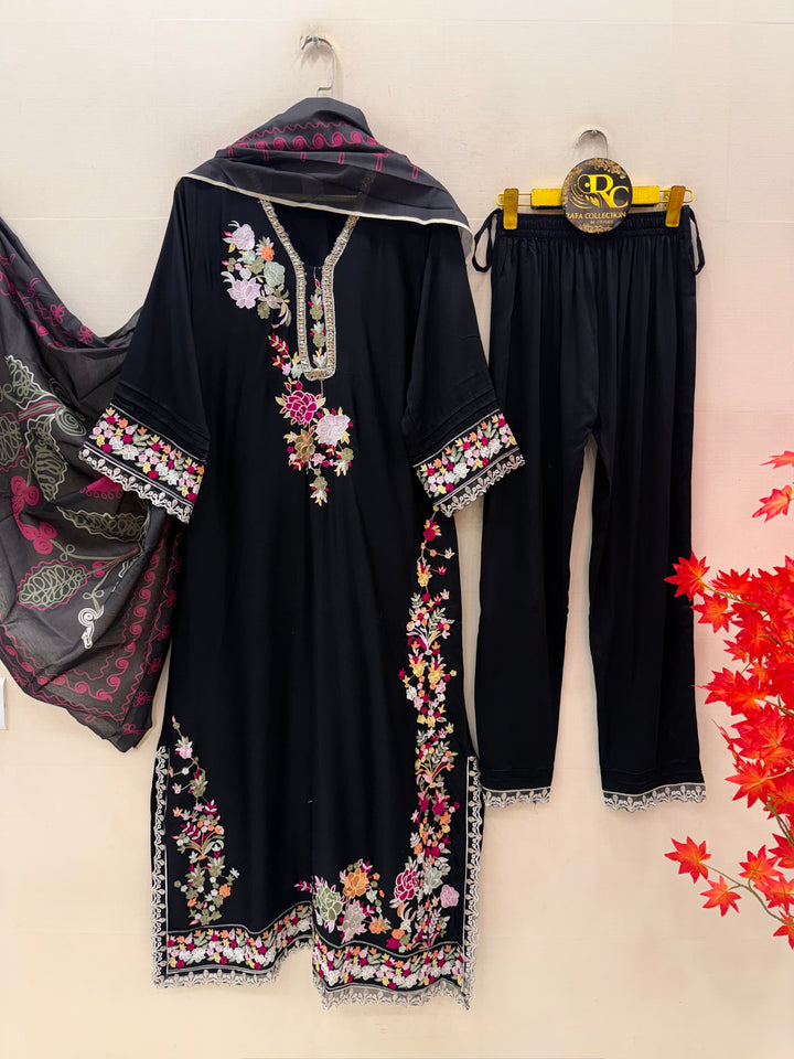 Embroidered Long Kaftan’s