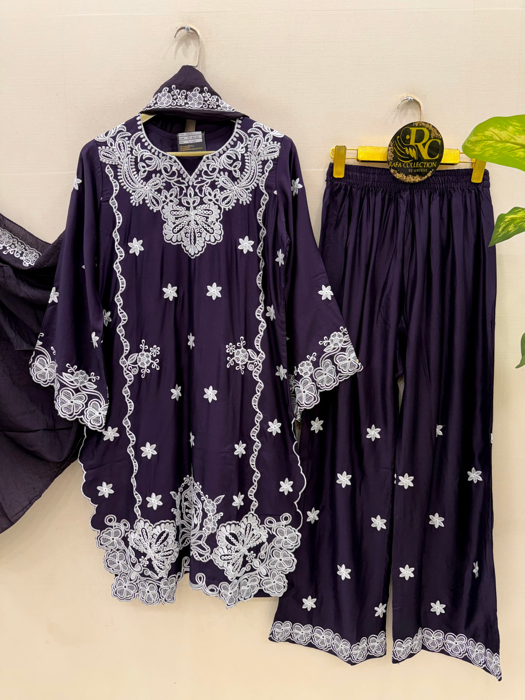 Pakistani Embroidered suits