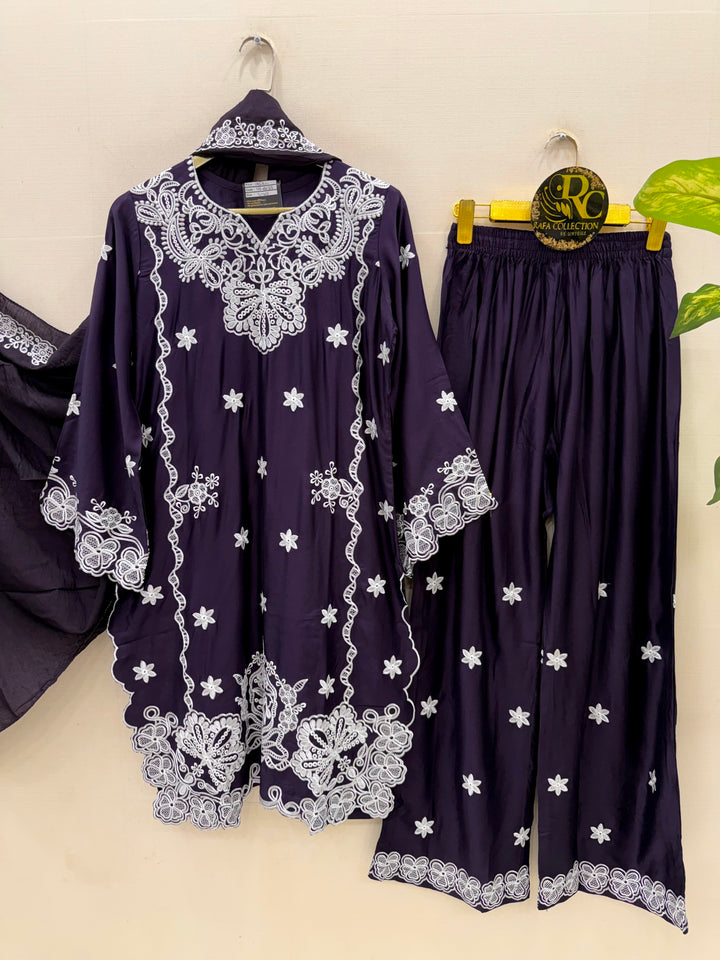 Pakistani Embroidered suits