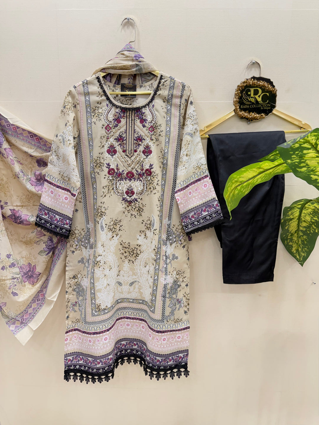 Semi cotton embroidered suits 2823