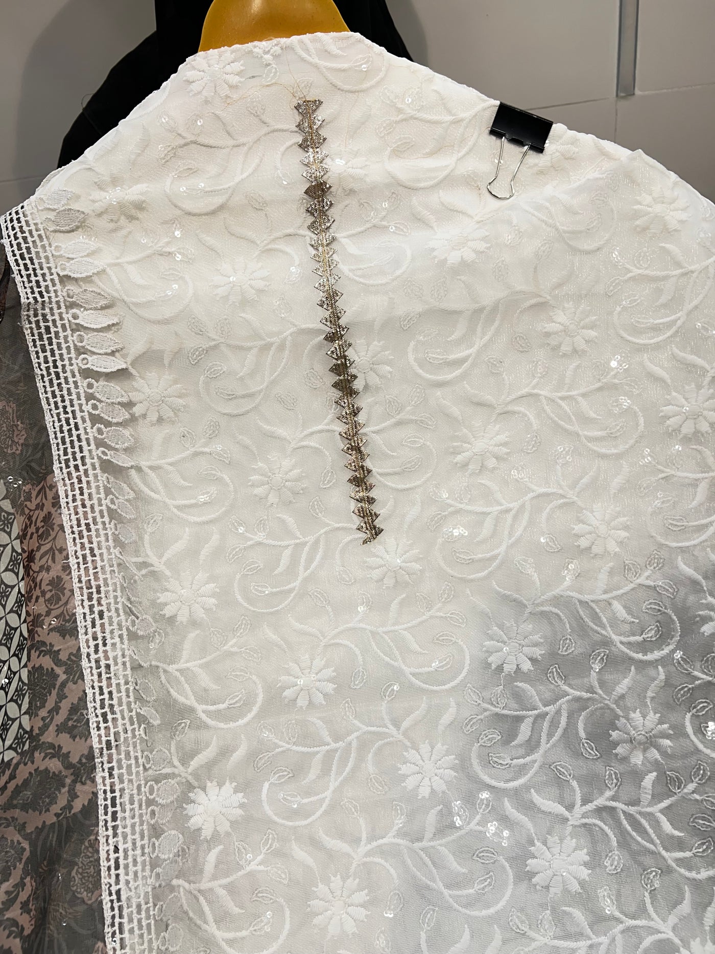 White special suits 1642