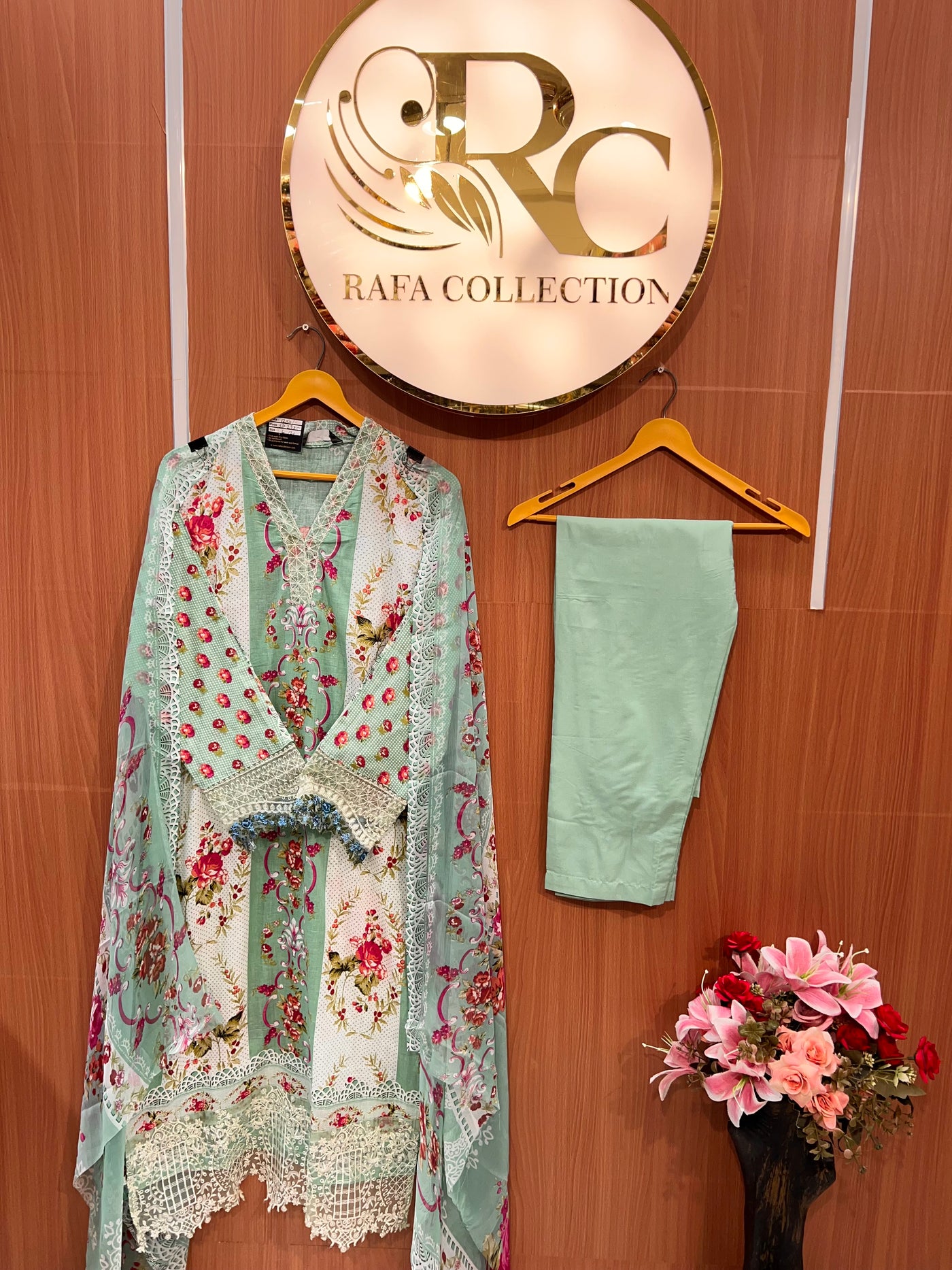 Pakistani formals 2358