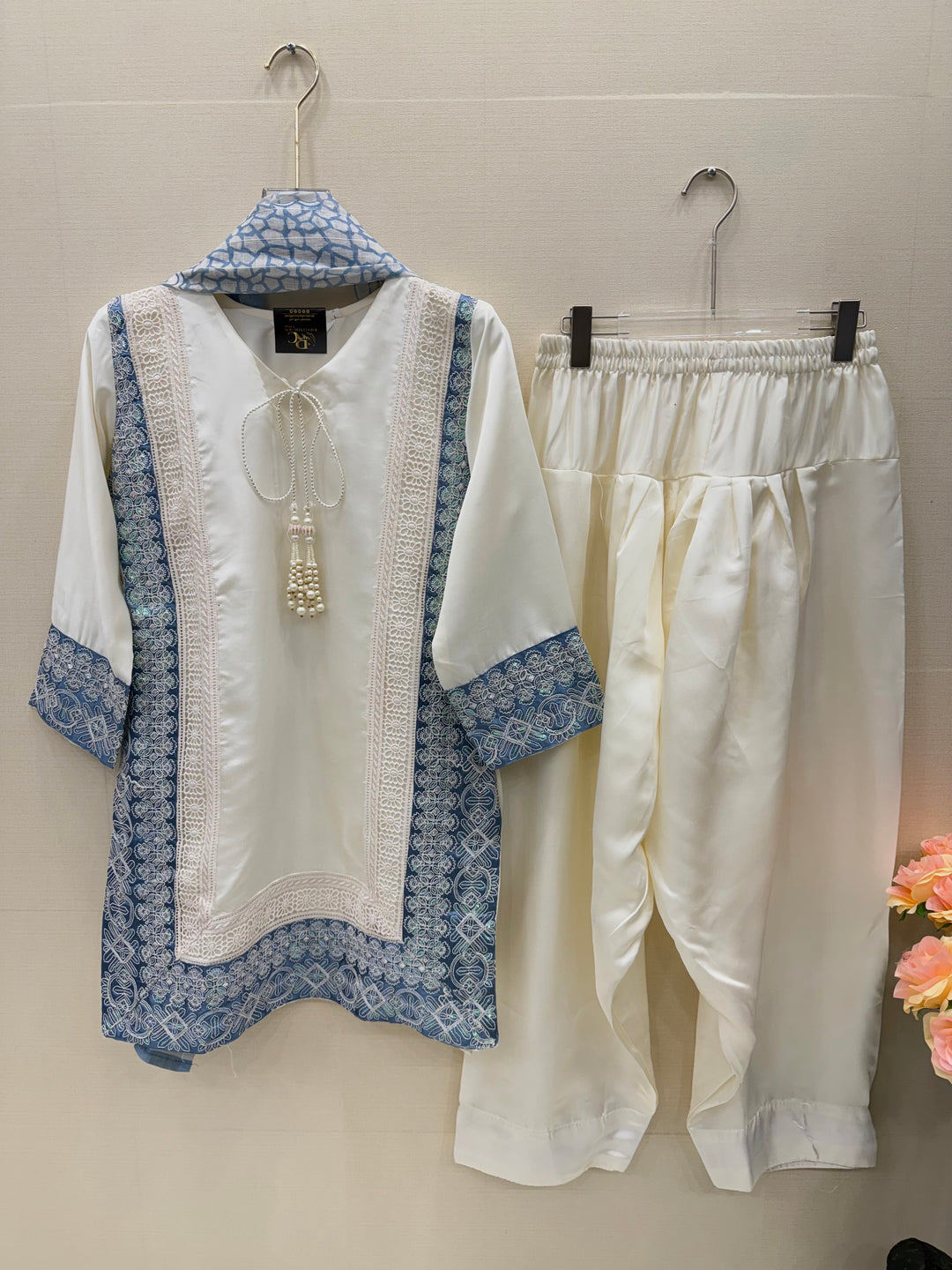 Pakistani farshi salwar suit