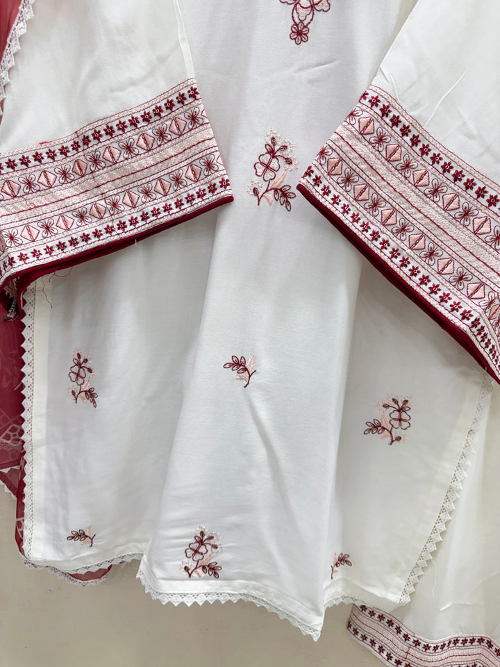 Pakistani Embroidered Suits