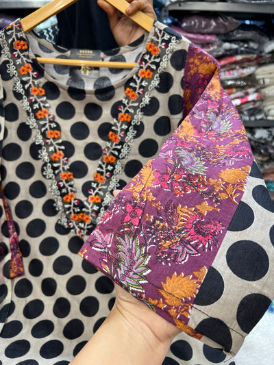 Pakistani formals suit 2628