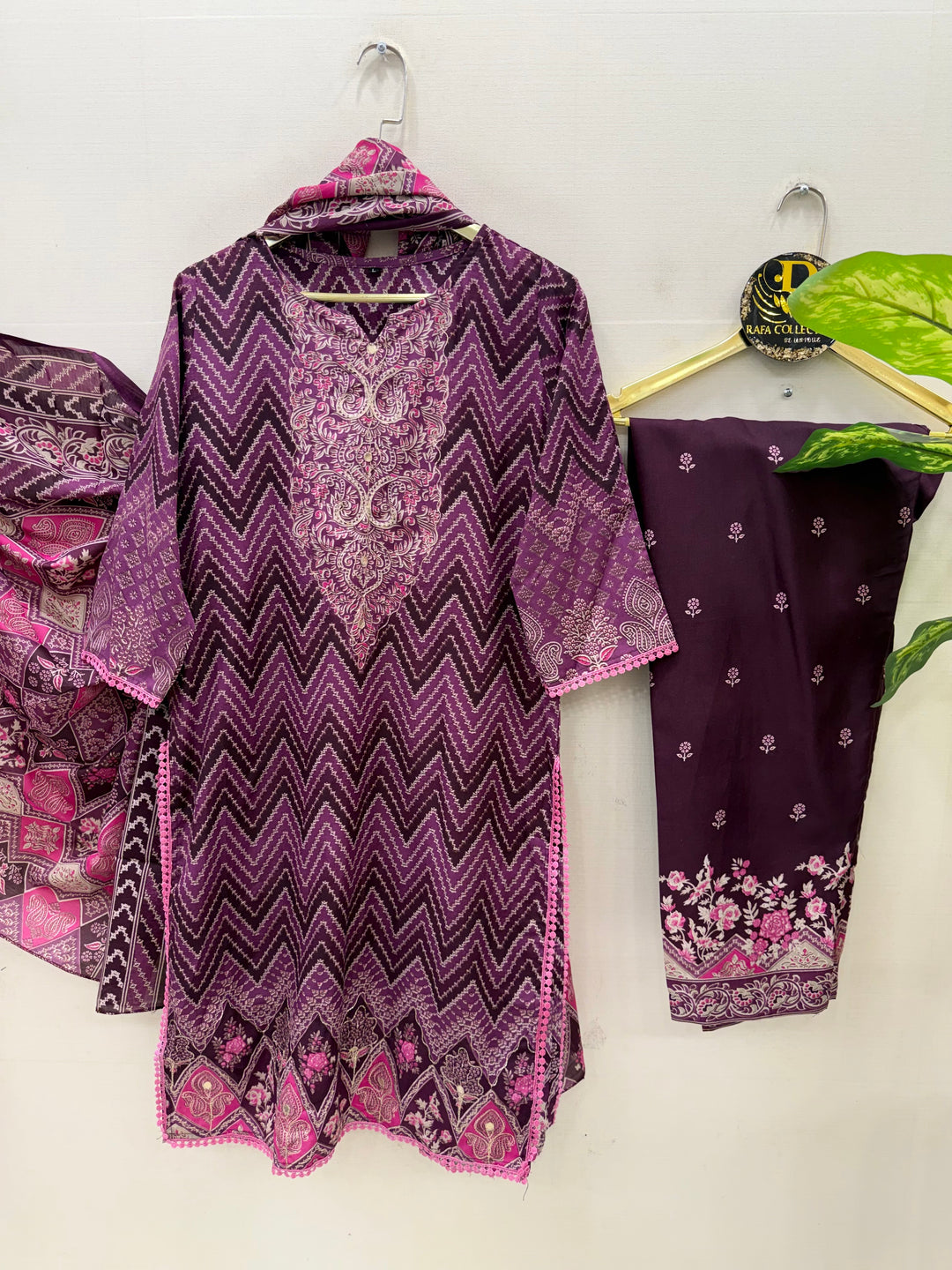 Semi cotton embroidered suits 5038