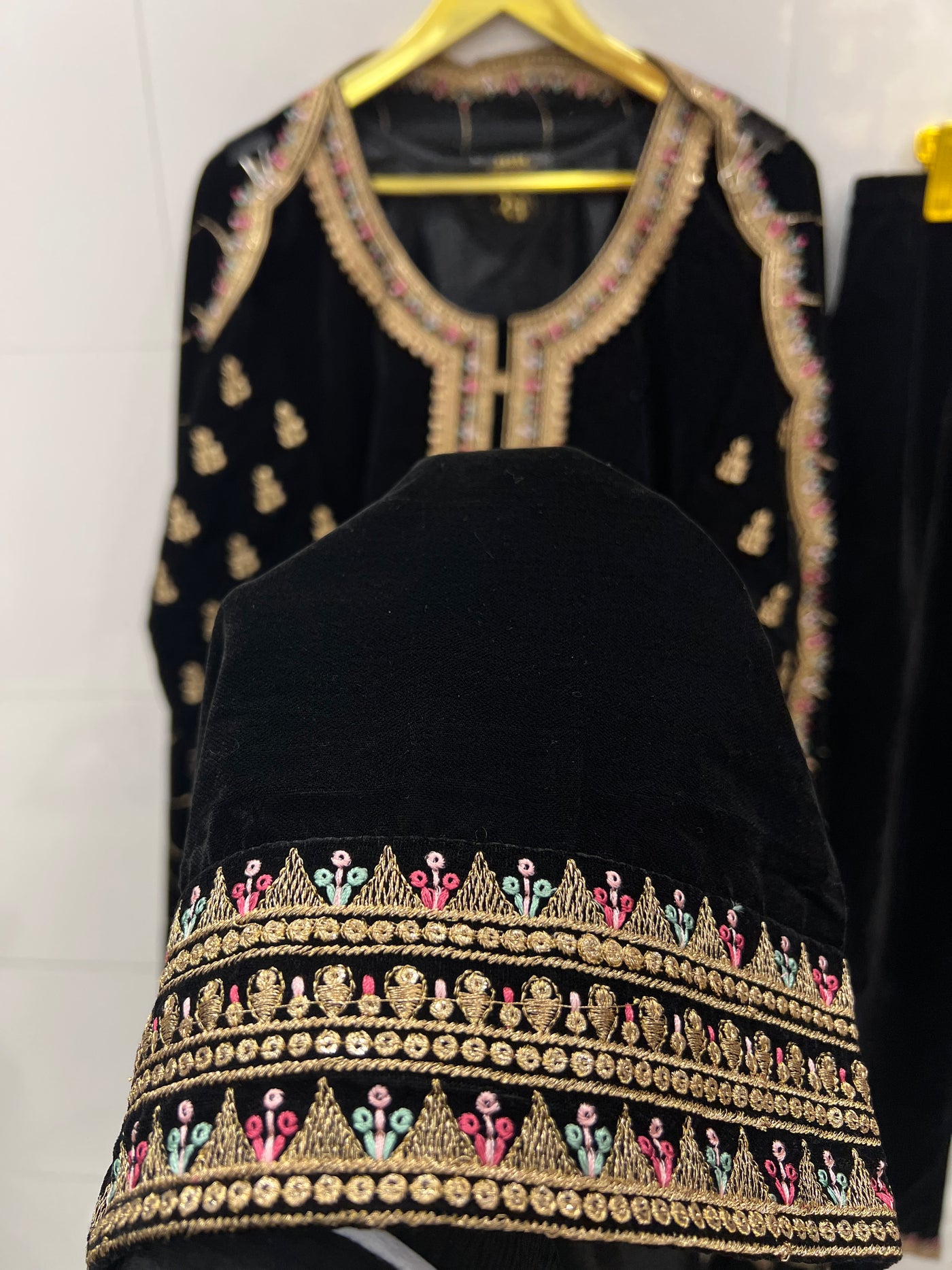 Velvet luxury collection 16734