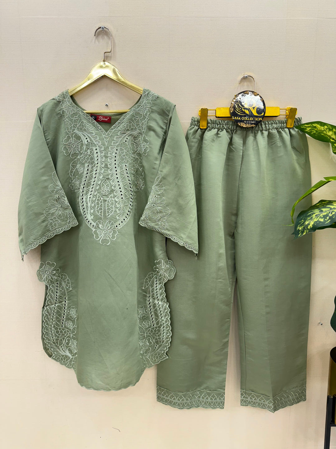 Cutwork co-ord sets 3201