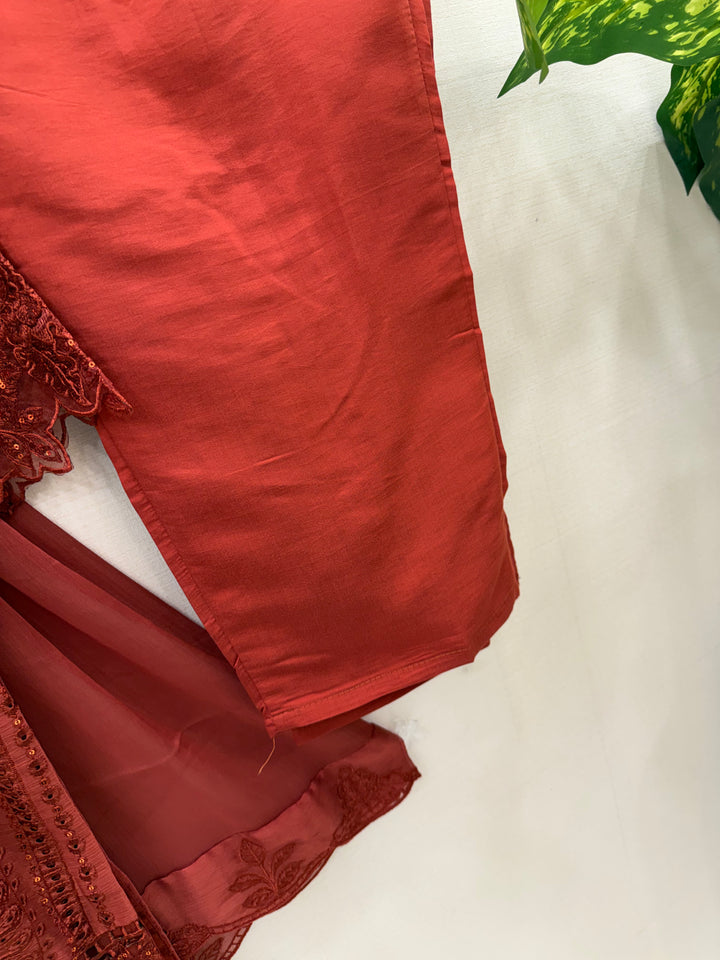 Embroidered suits 2959