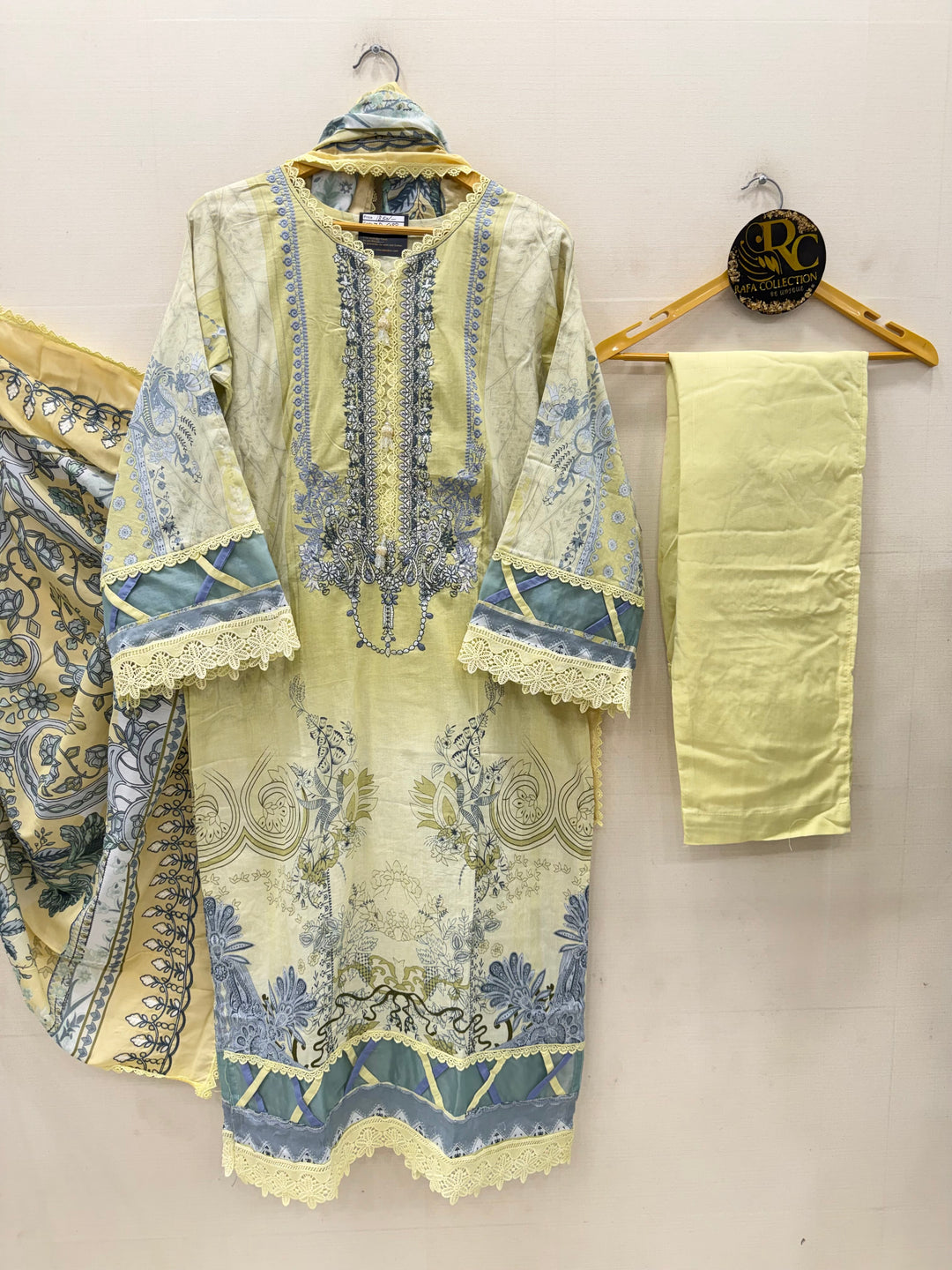 Pakistani Formals suits