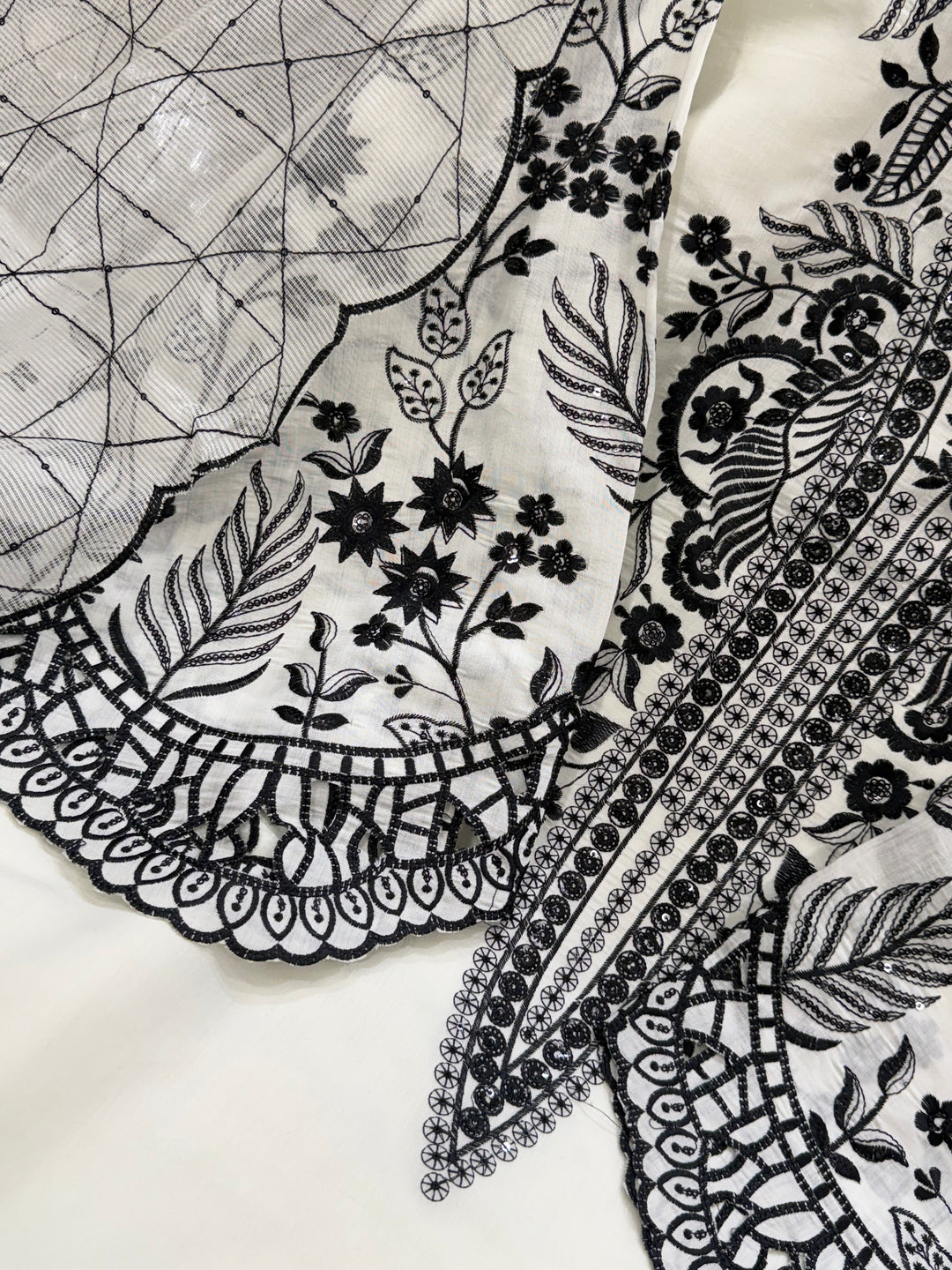 Pakistani Formals suits 2795