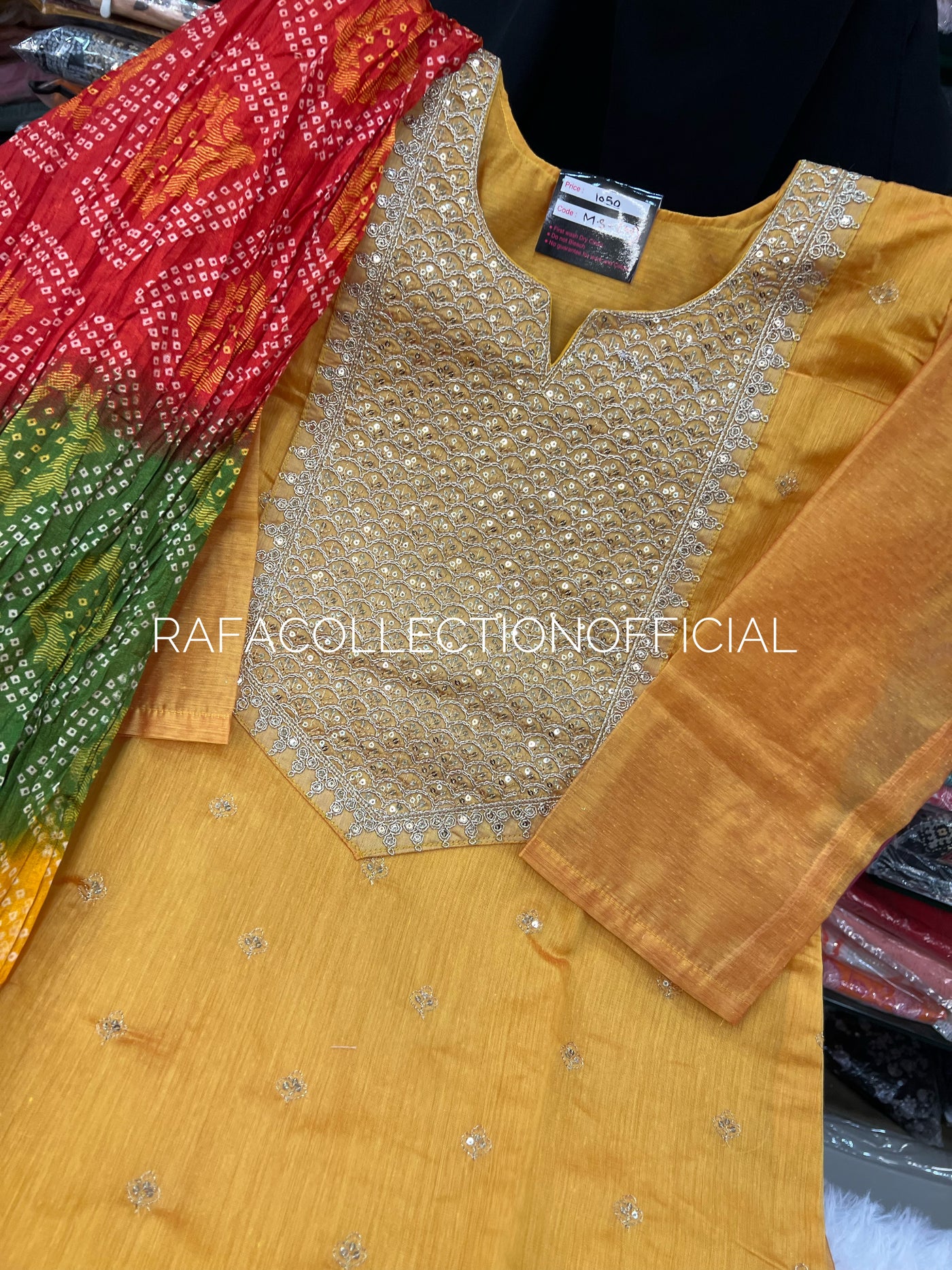 Embroided suit 804