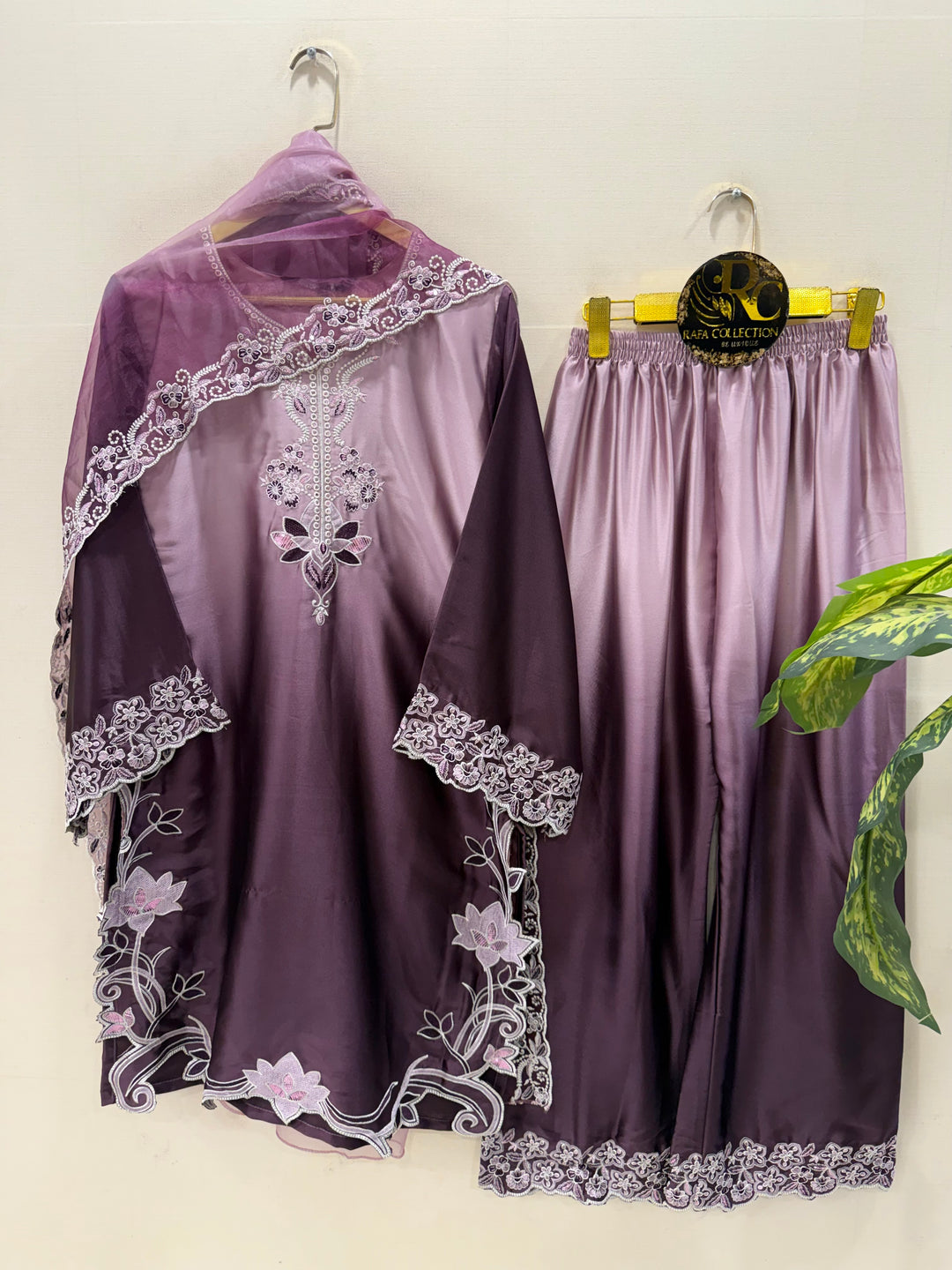 Pakistani Embroidered suits 2997