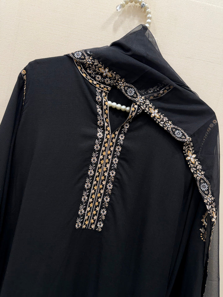 Pakistani Embroidered Suits