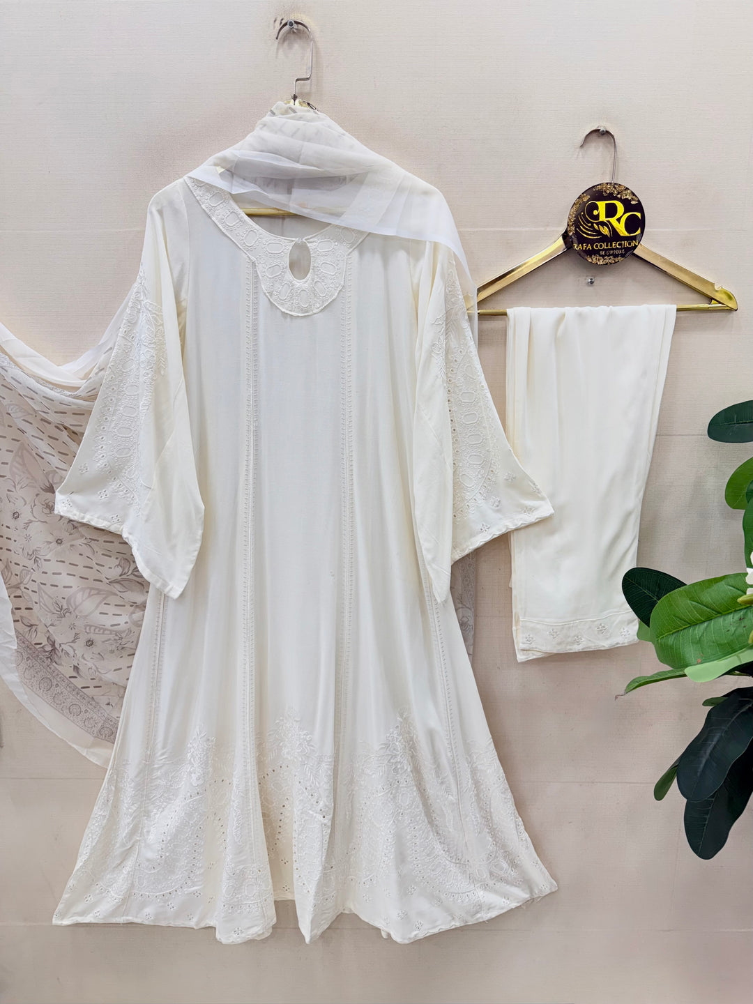 Premium cutwork long suits