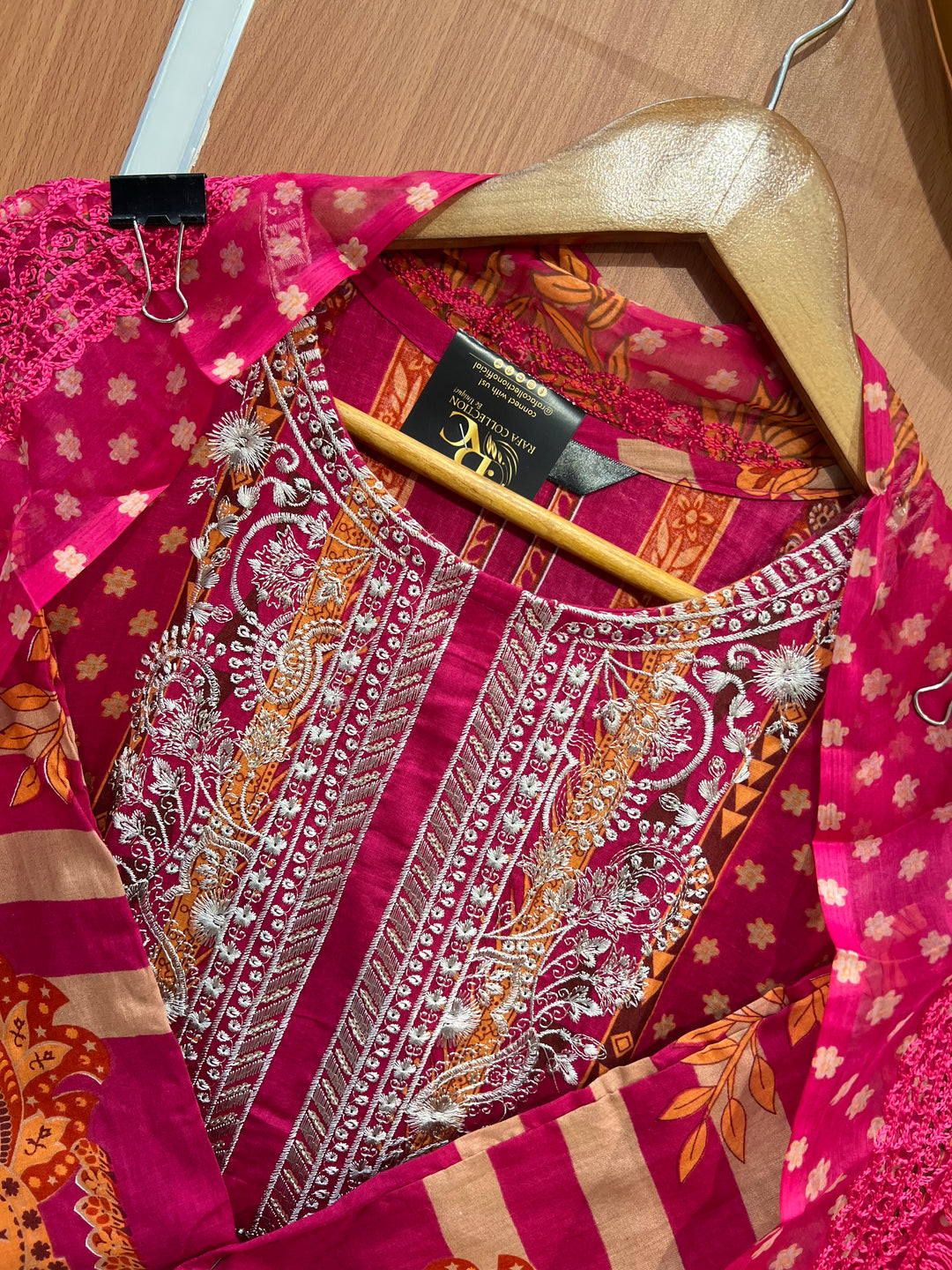 Cotton Embroidered suits 2541