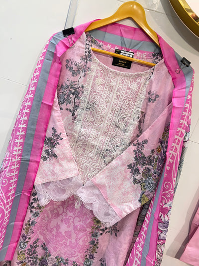 Pakistani embroided suit 1993