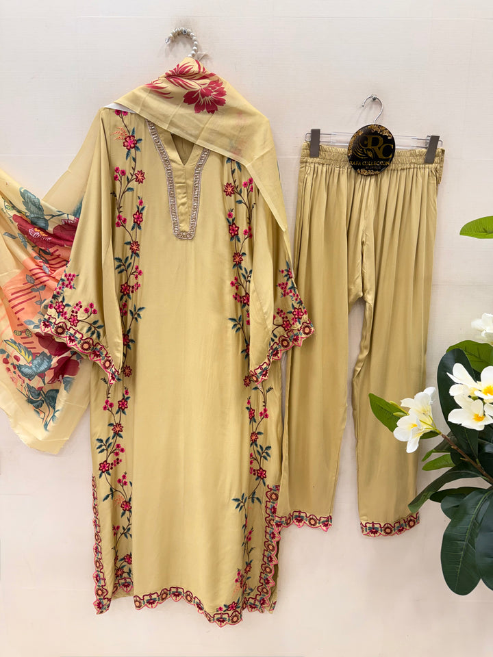Pakistani long kaftans