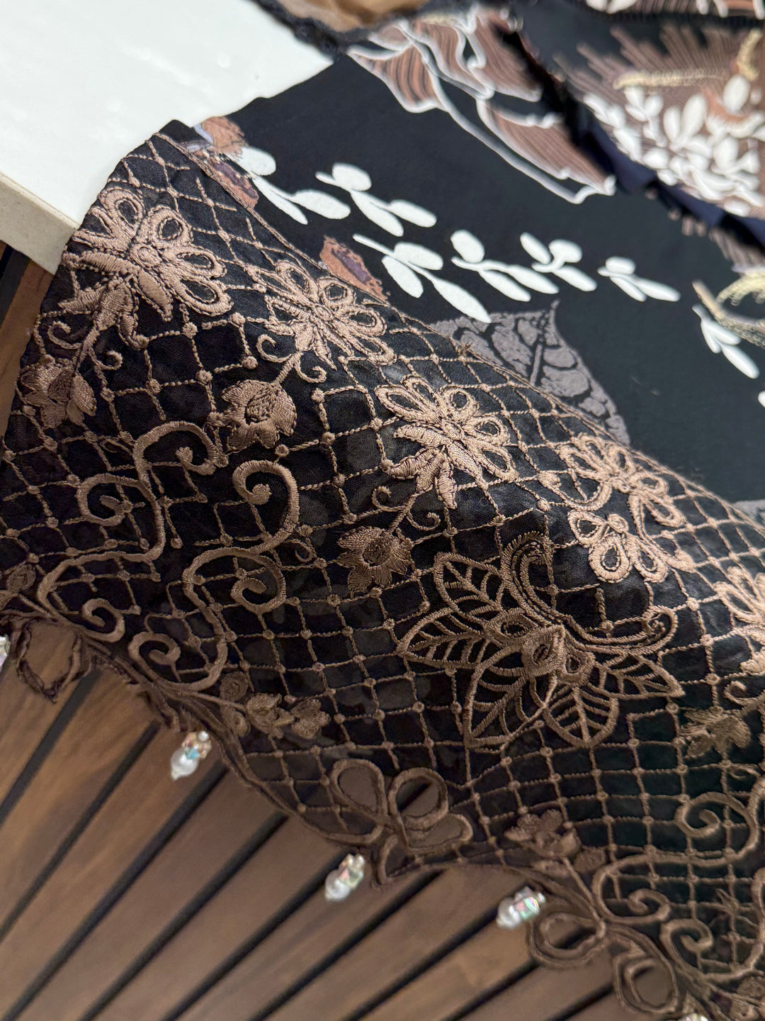 Pakistani formals suits 3104