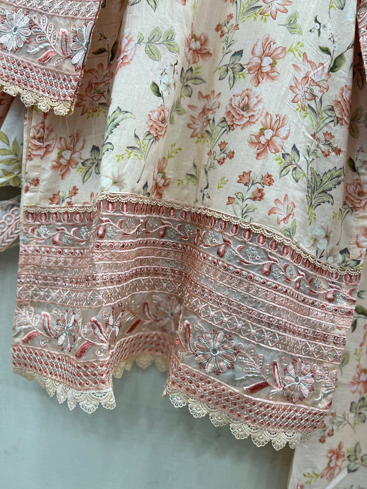 Pakistani embroidery Suits