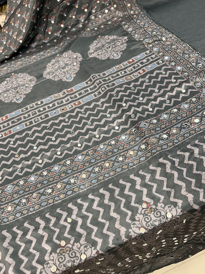 Mirrorwork unstitched suits
