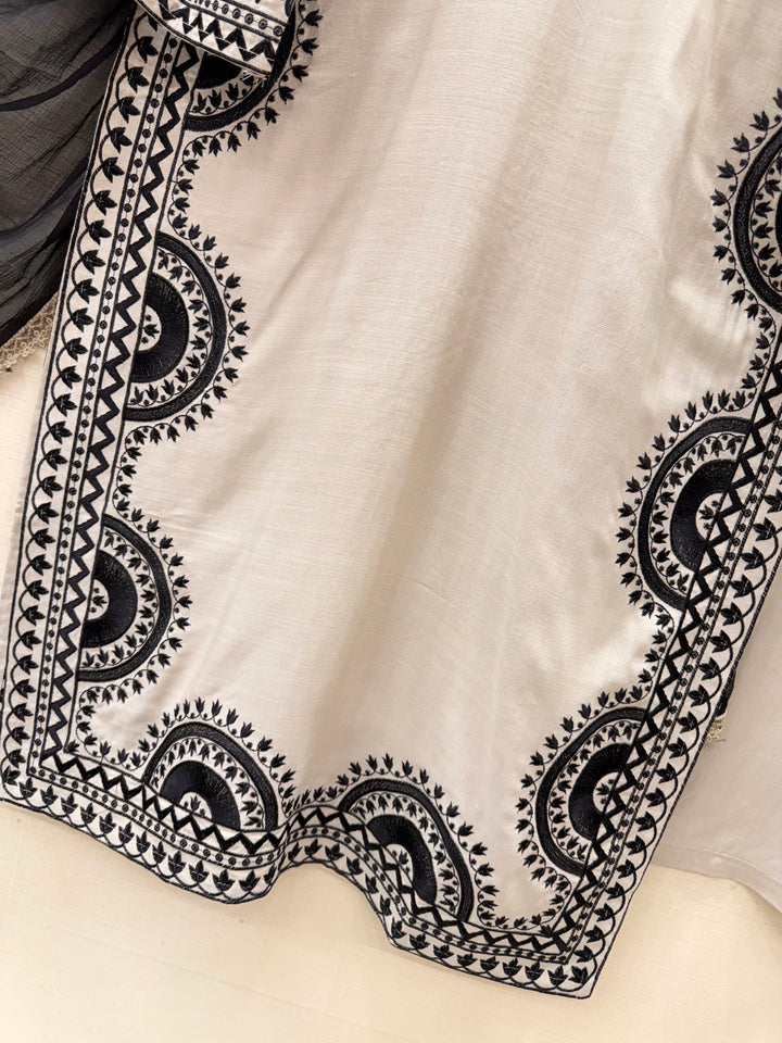 Pakistani Embroidered Suits