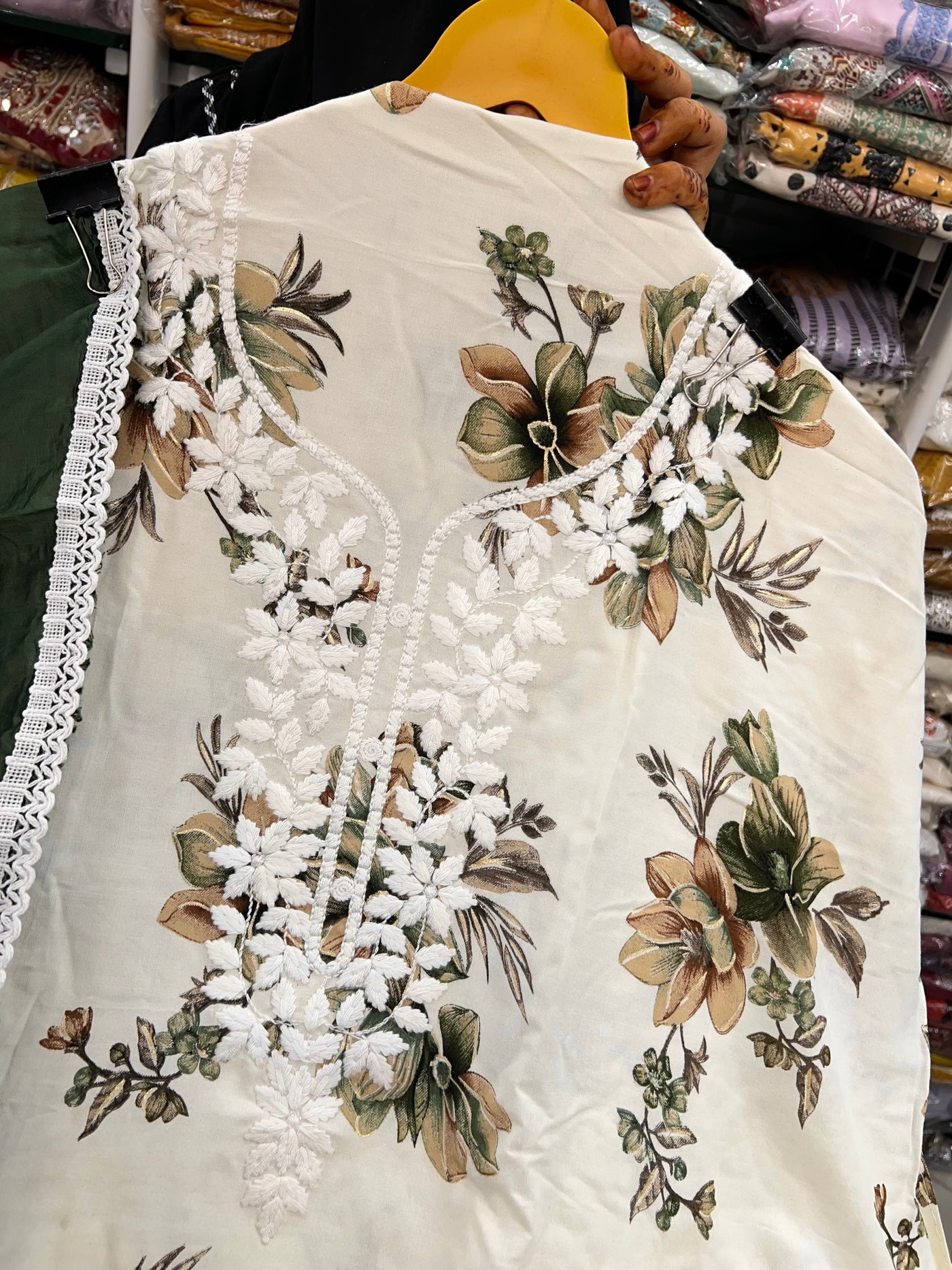 Lucknawi Unstitched suit 2760