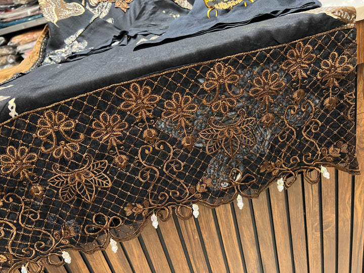 Pakistani cutwork suits 3136