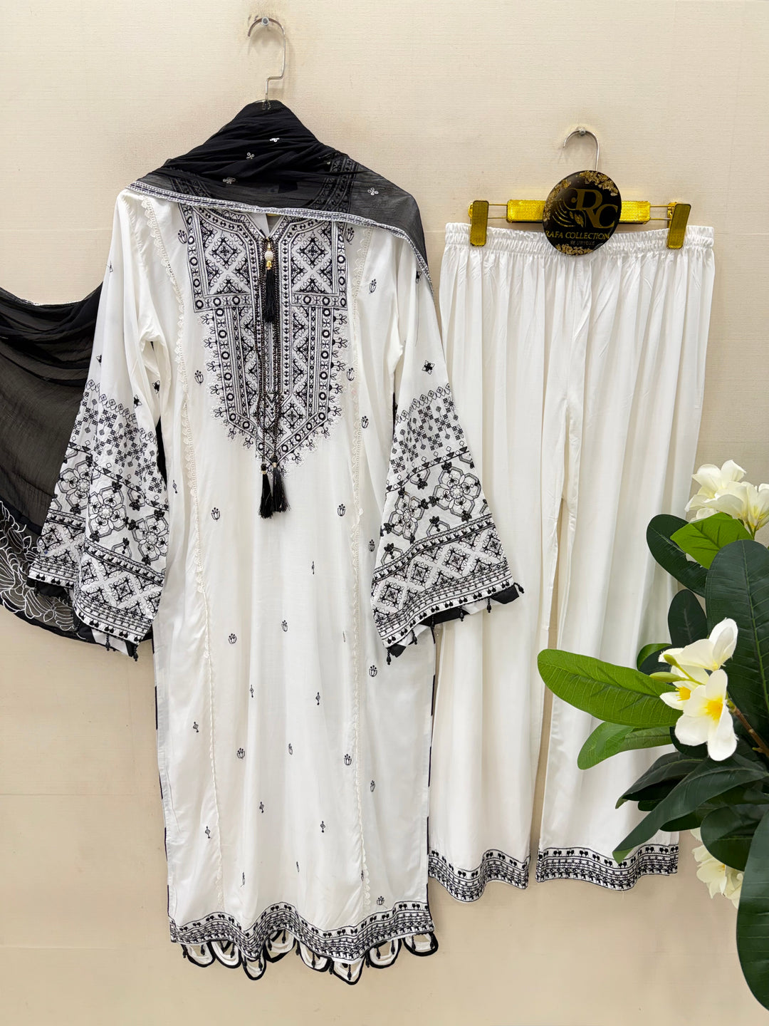 Hania amir’s inspired suits