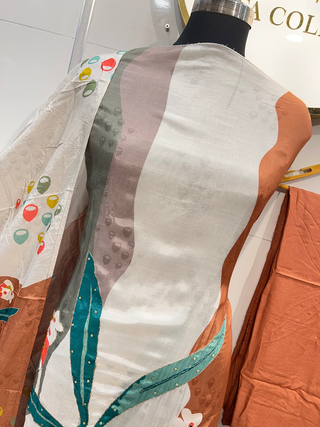 Unstitch suit’s 2306