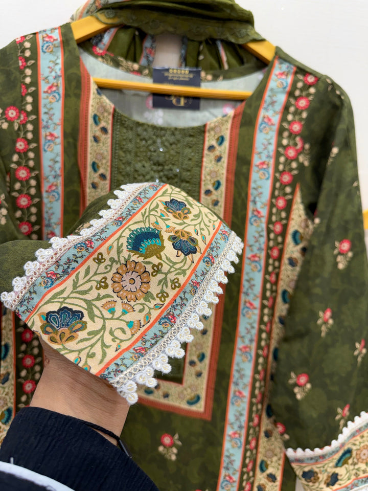 The Hermitage lawn suits 2868