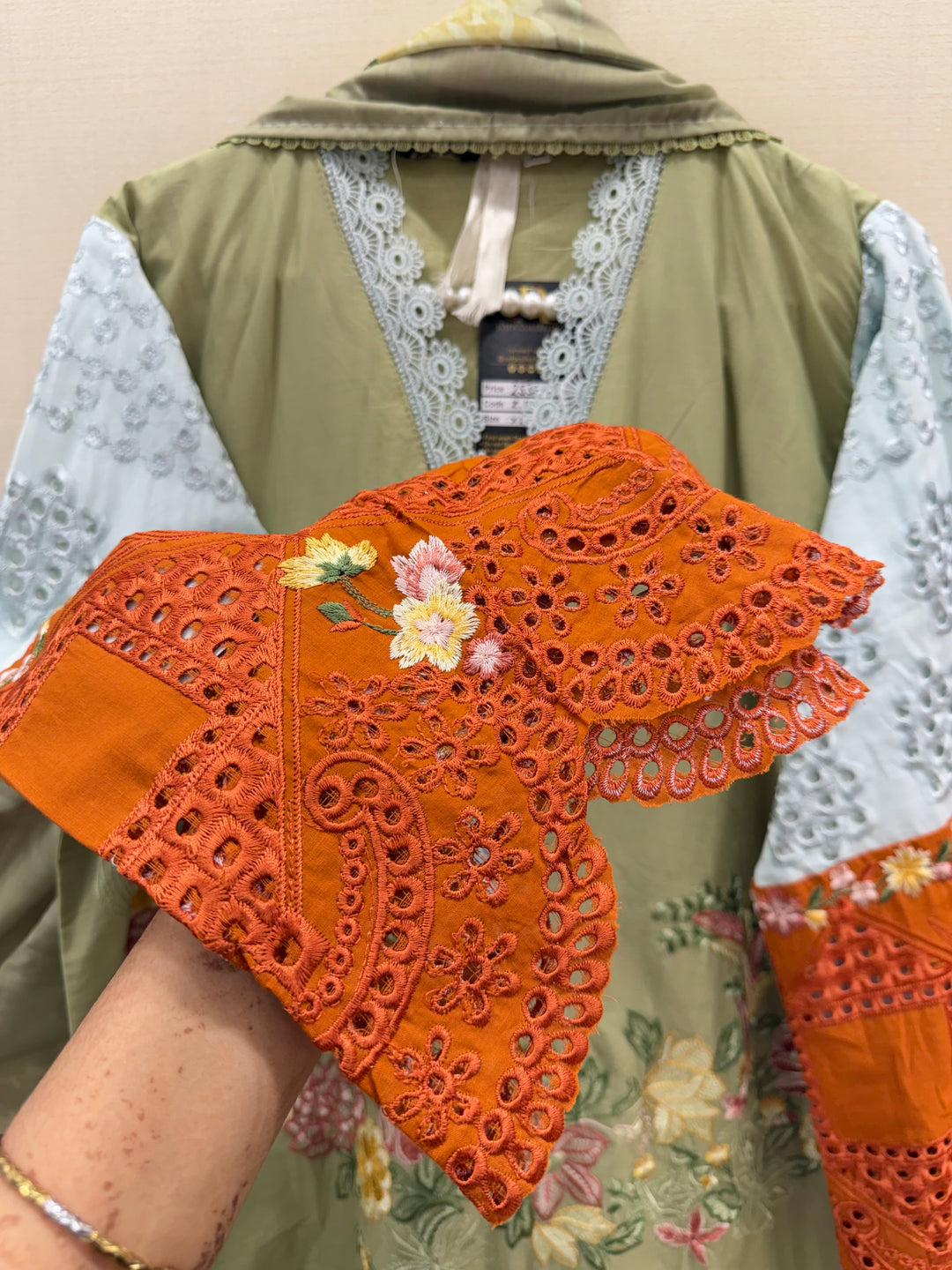 Pakistani Chikankari Suits