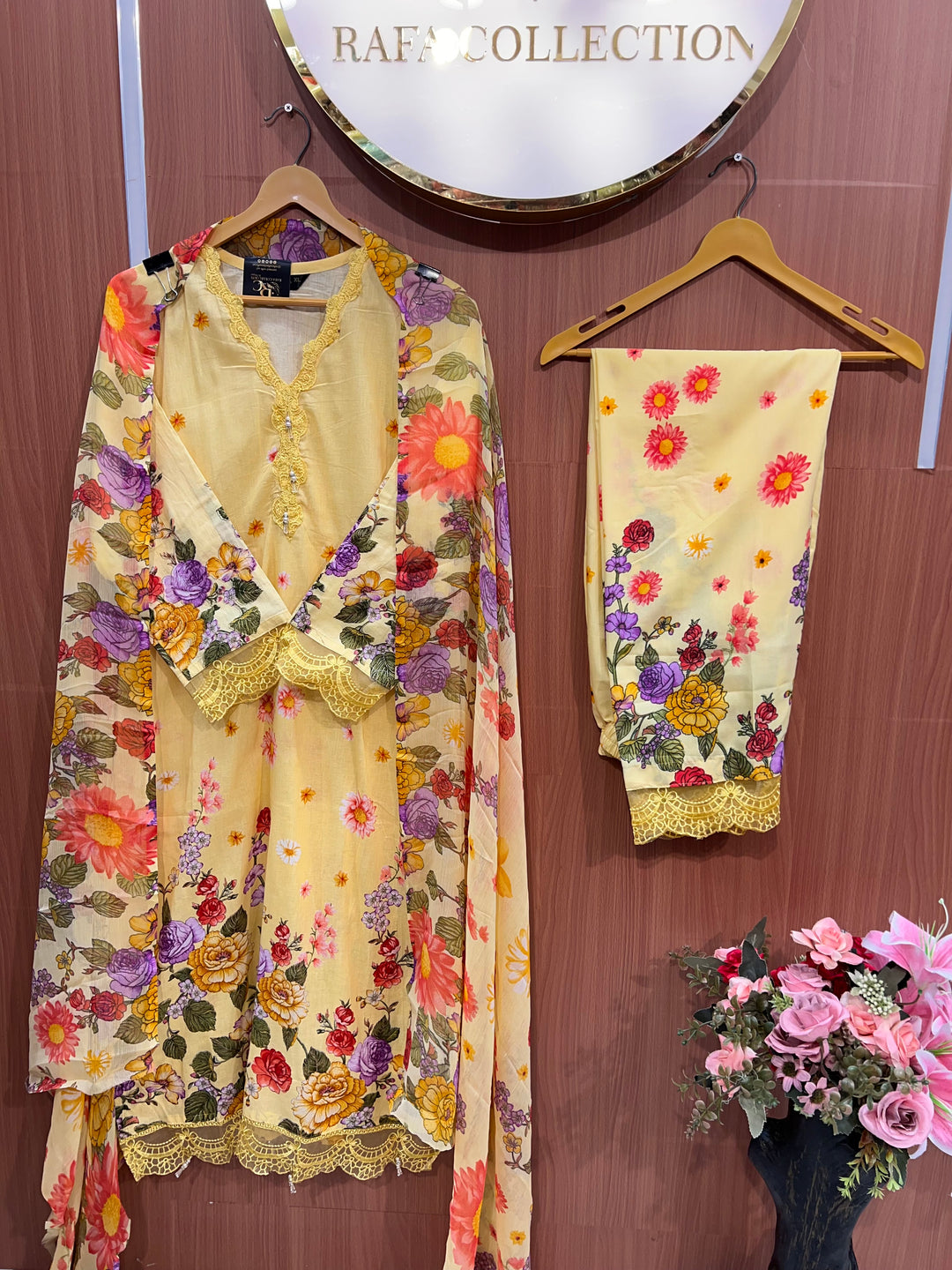 Pakistani patch work suits 2557